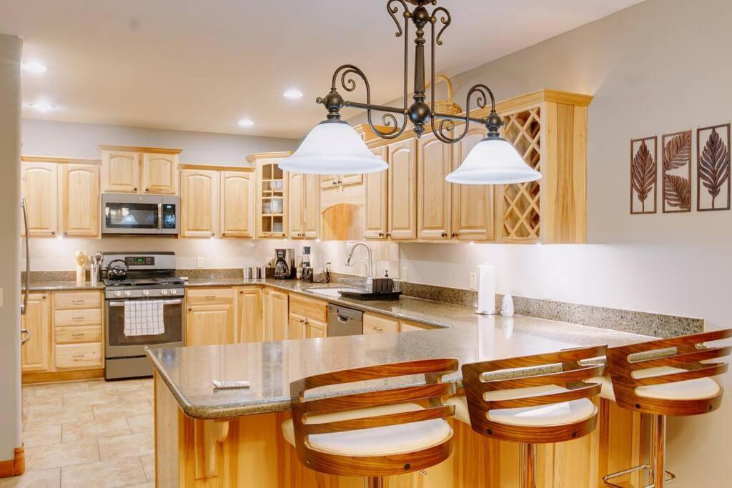 Relaxingrejuvenating 4Br 3 And Half Ba Cabin Munds Park Exterior photo